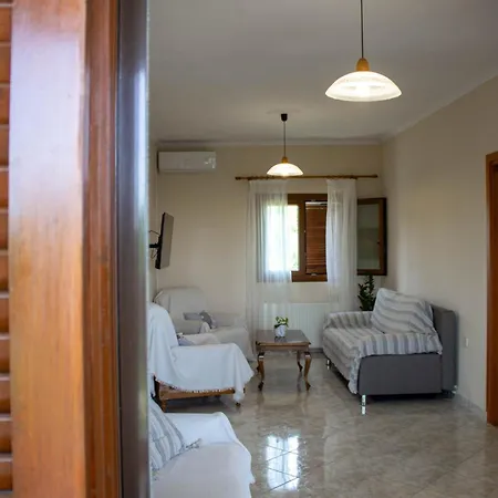 Vakantiehuis Theros *
