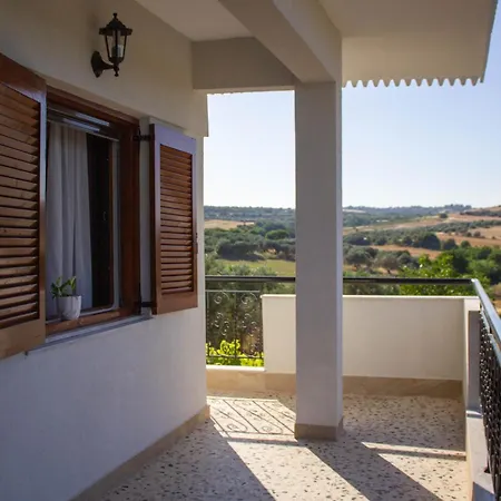 Theros Vakantiehuis